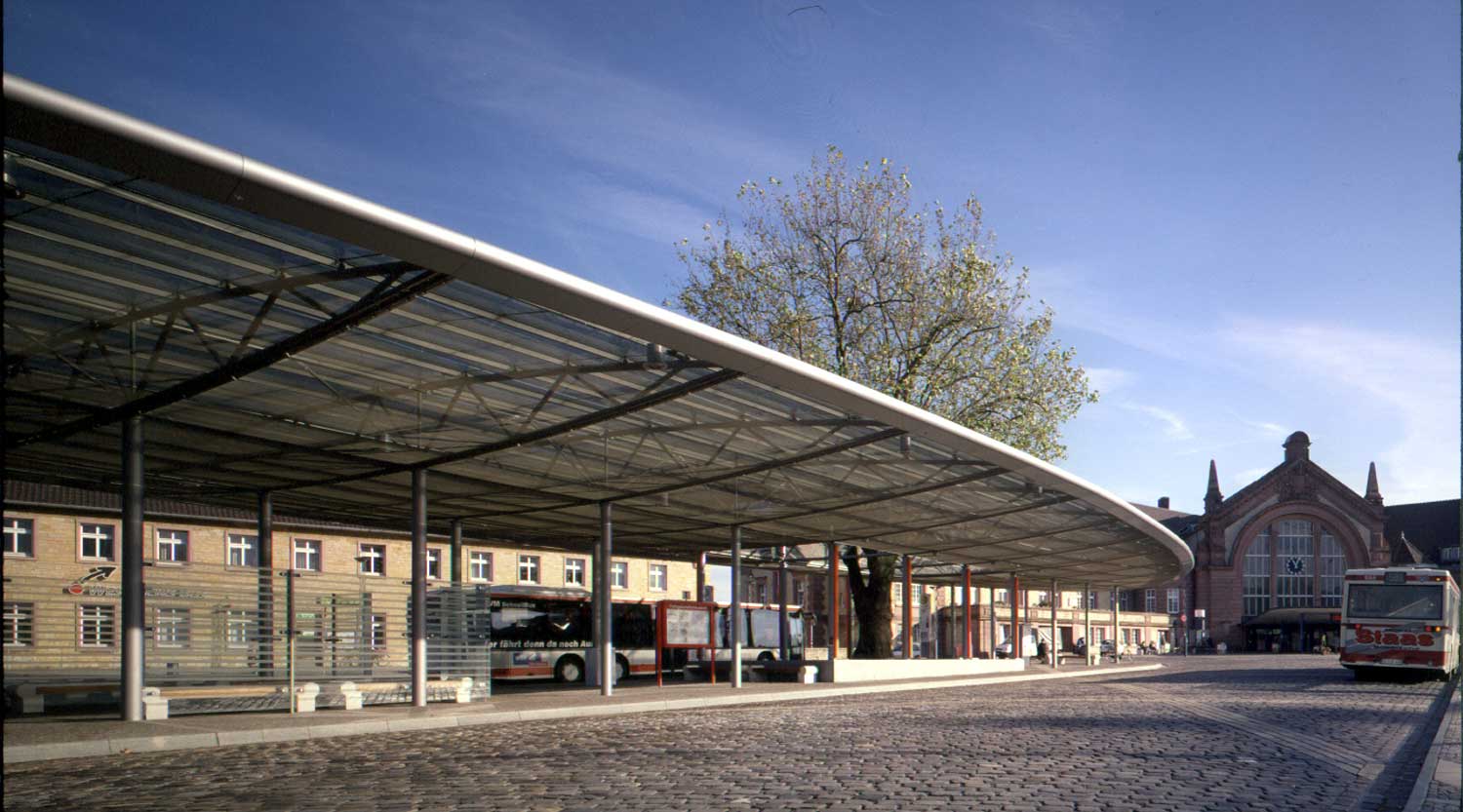 heiderich-architekten-luenen-bahnhofsvorplatz-und-zob-osnabrueck-bild-1